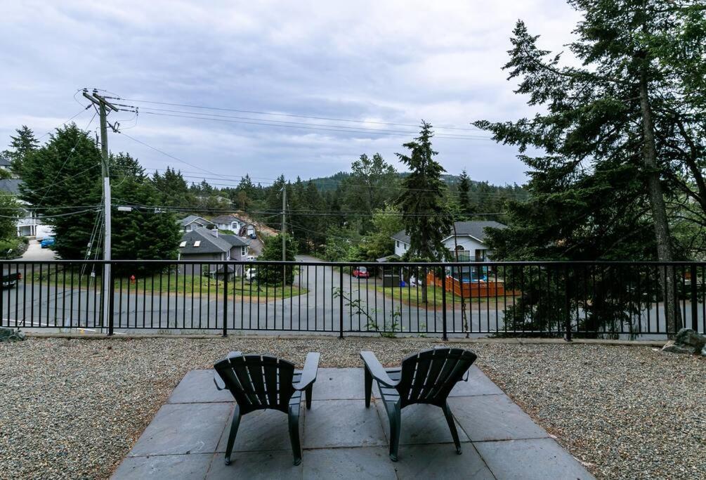 Villa Cozy Renovated Oasis W Private Terrace & Parking à Victoria Extérieur photo